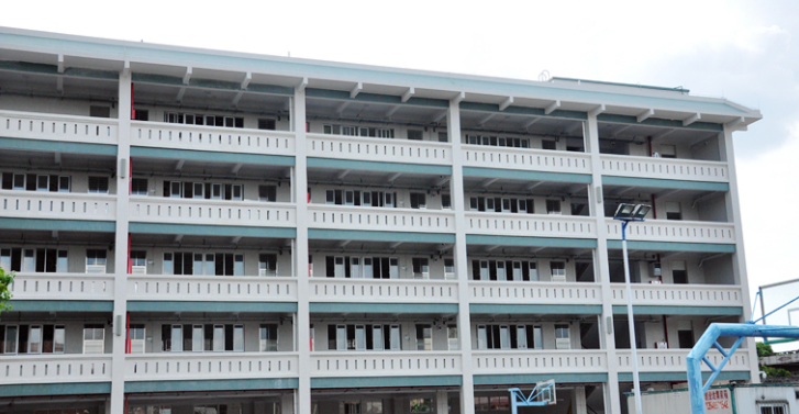 即将投入使用的常平实验小学新教学楼。