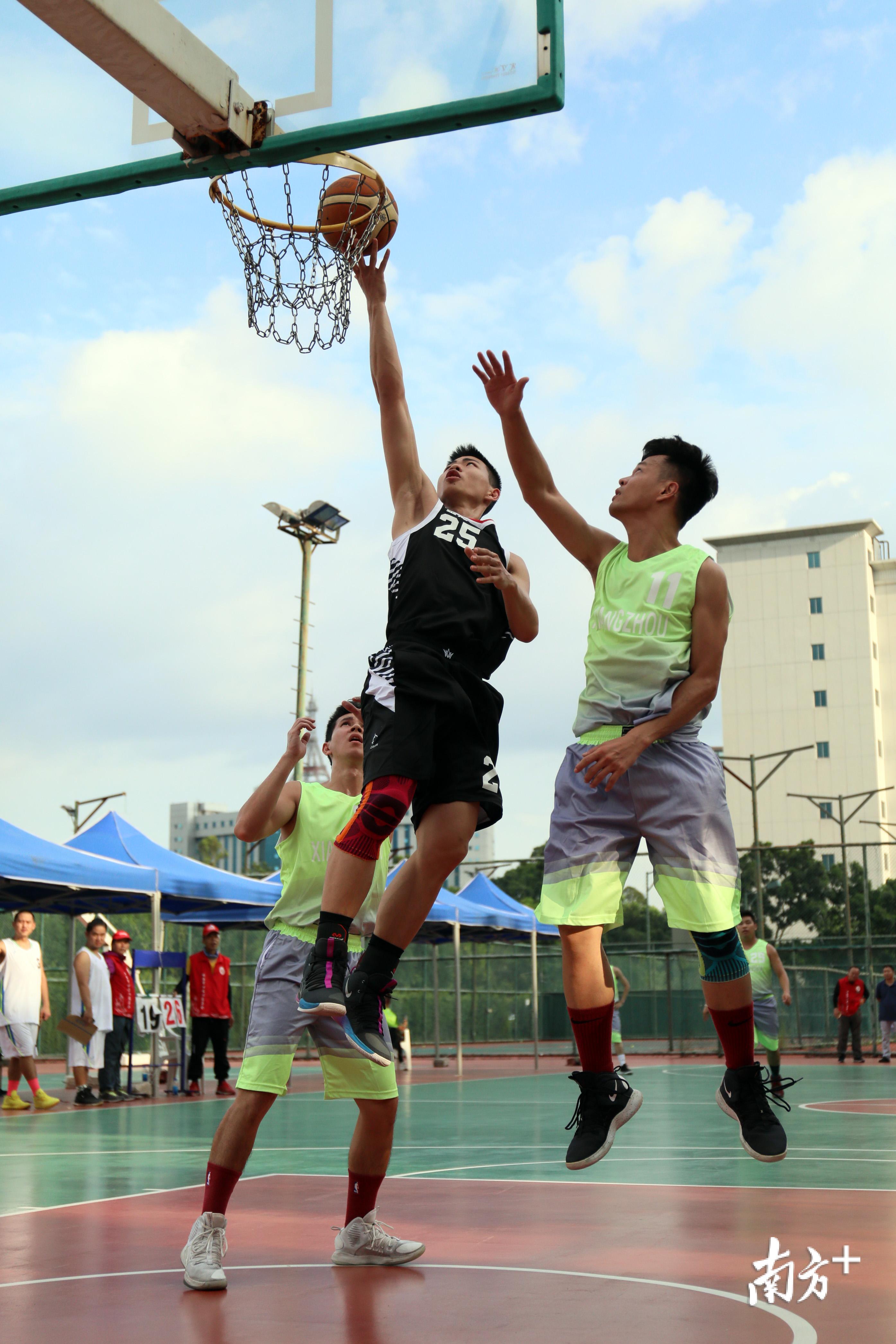 图集| 这场篮球赛,无声也精彩