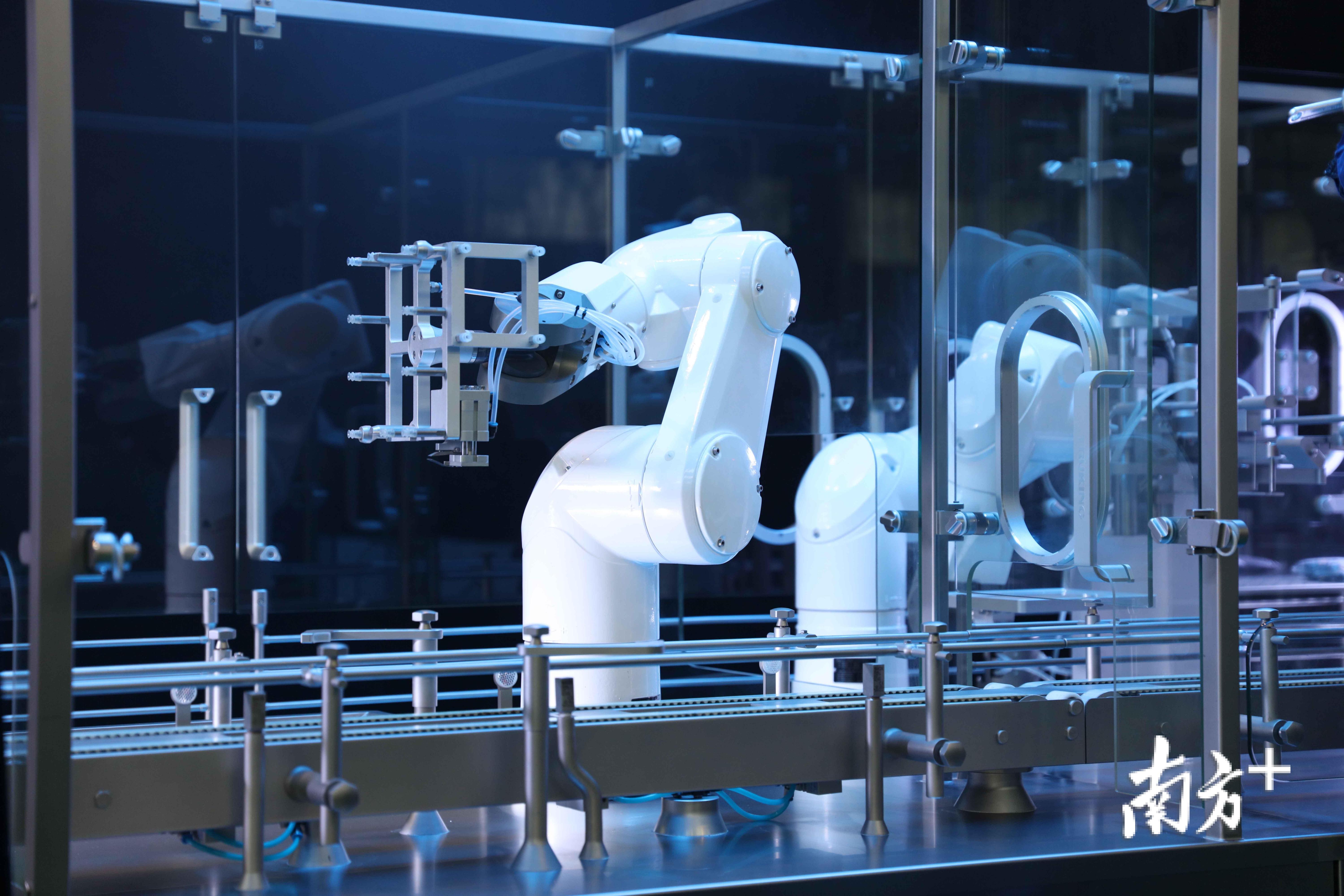 楚天科技车间。受访企业供图 楚天科技车间。受访企业供图