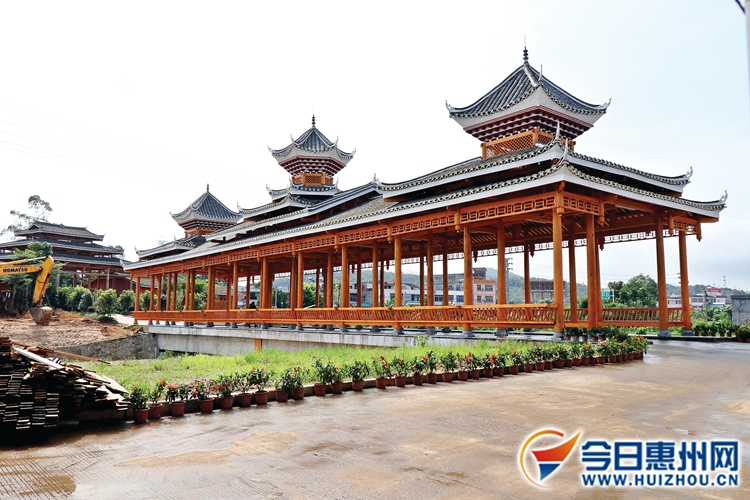 蓝田瑶族风情园现雏形。