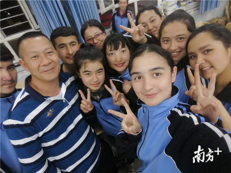 台山市培正中学 李振均 台山市培正中学 李振均