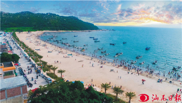  浅澳村开发的海滨共享浴场一角。