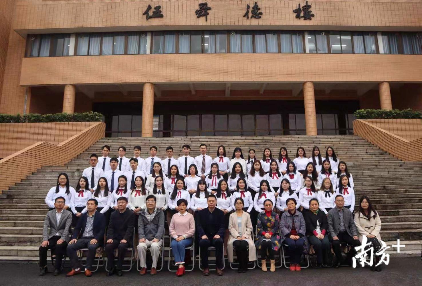 我们毕业了。周柳妤 供图
