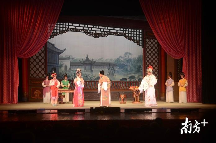 2018年第十六届东莞“粤剧黄金周”演出剧照 2018年第十六届东莞“粤剧黄金周”演出剧照