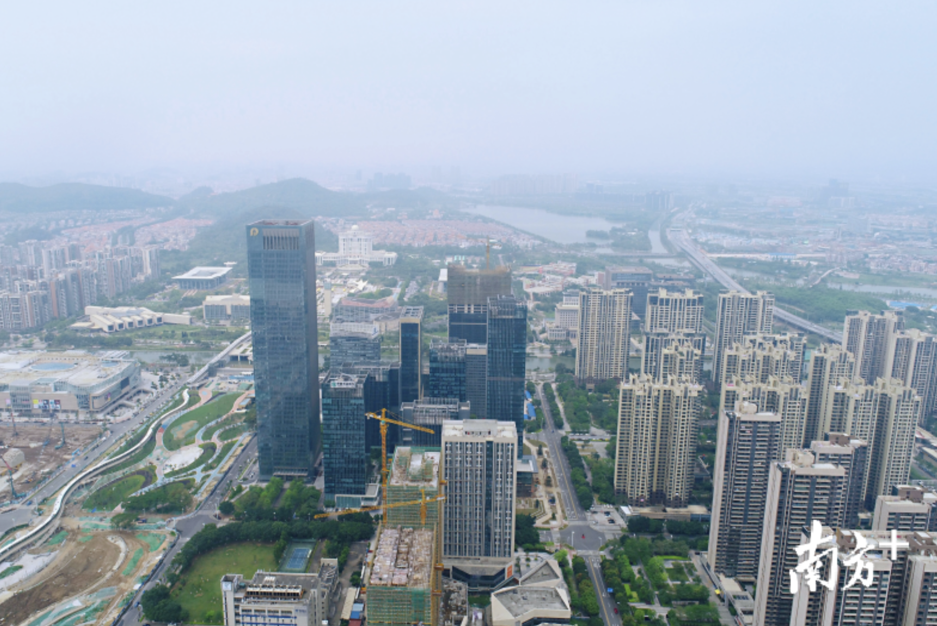 2018年初的顺德区第十一届党代会报告指明发展方向，即“大良—容桂”作为顺德中心城区。戴嘉信 摄