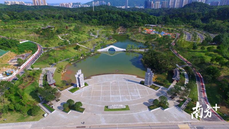 韶州公园（一期）景色迷人，成为市民休闲娱乐好去处。