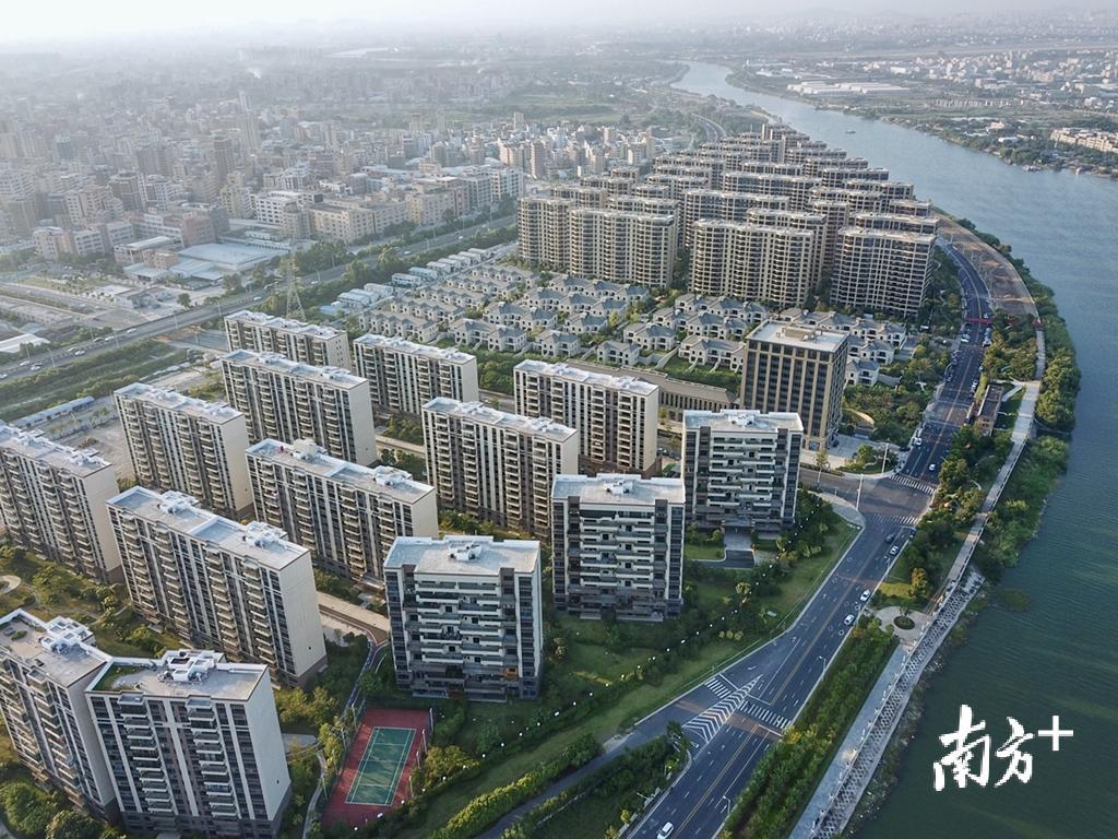 新津河“万里碧道”建设,让“亲水”成为宜居亮点。 新津河“万里碧道”建设,让“亲水”成为宜居亮点。