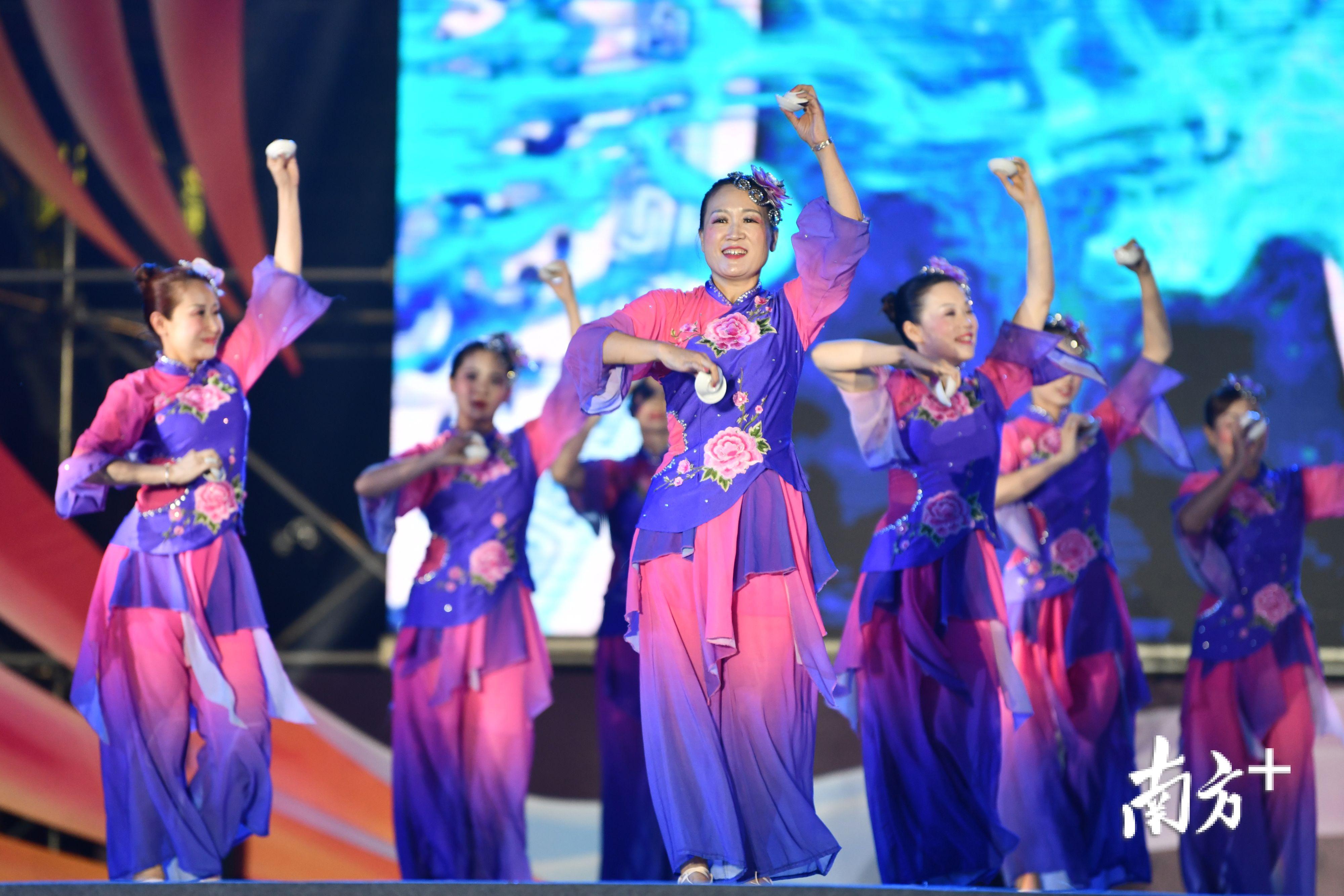 多图|广东省广场舞展演活动落下帷幕,高清大图回顾精彩现场