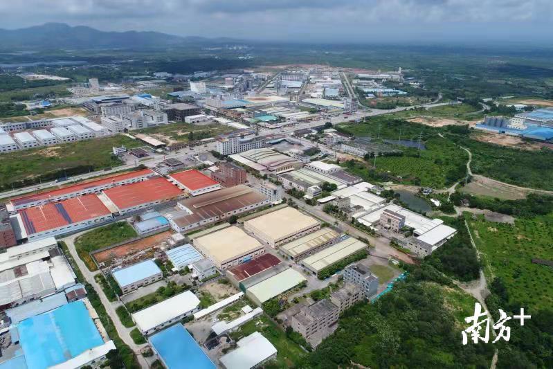 江城银岭工业园区一角。资料图片 江城银岭工业园区一角。资料图片