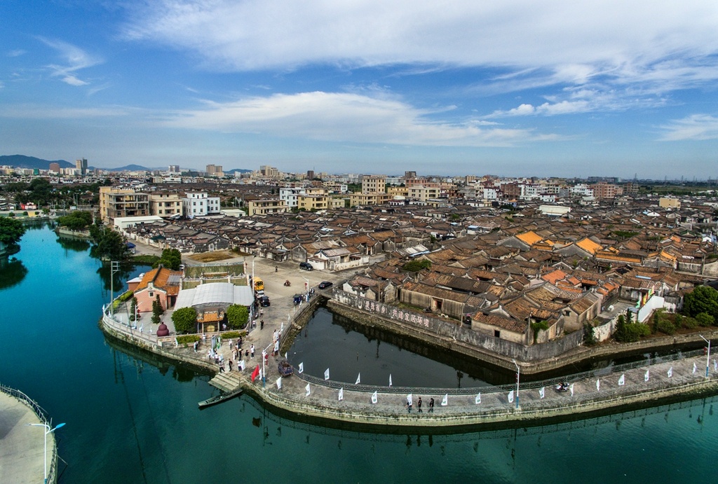 汕头深入开展练江综合整治，推进生态优先、绿色发展。杨立轩 摄