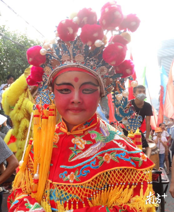 儿童装扮的京剧、祁剧人物造型。 儿童装扮的京剧、祁剧人物造型。