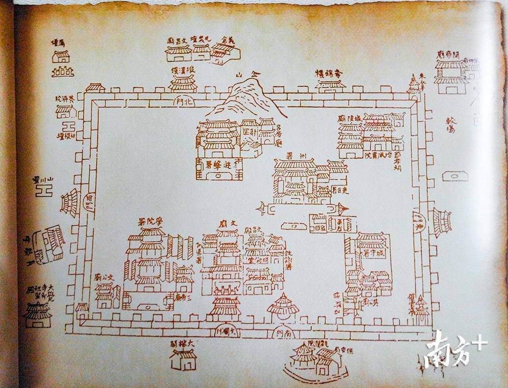 清代嘉应州城池图。