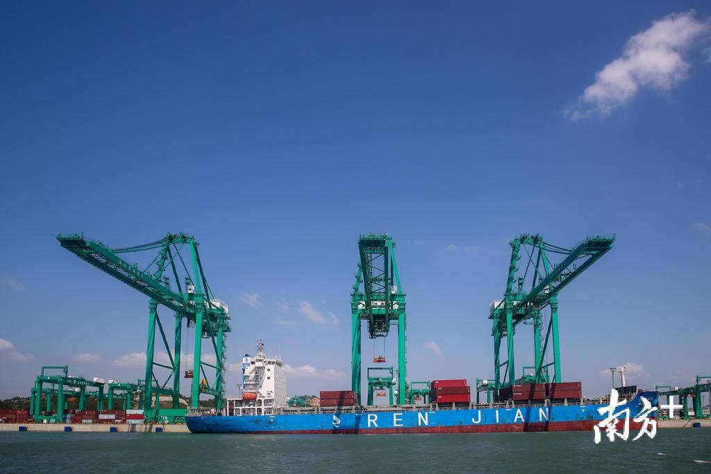 汕头广澳港区二期项目完工验收。余丹 摄 汕头广澳港区二期项目完工验收。余丹 摄