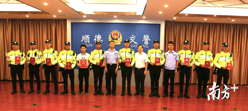 顺德公安交警“我最喜爱的十大‘最帅铁骑’”表彰活动现场。欧阳少伟摄