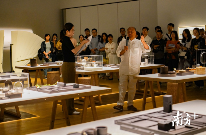 人文30讲 | 卢志荣《世外》讲座现场