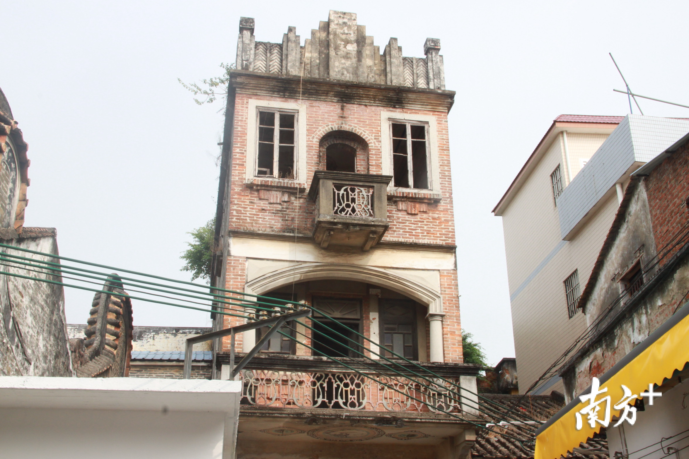 沙头社区分步推进古建筑修葺活化，盘活红色资源，建设美丽文明乡村。欧阳少伟 摄