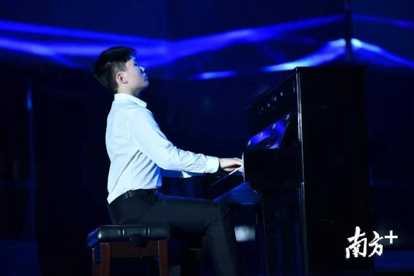 石门的同学才艺满分。