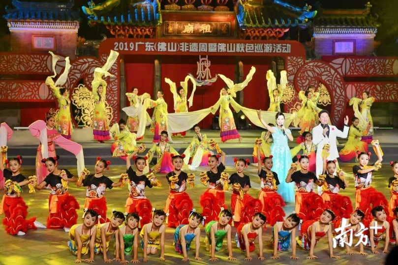 佛山秋色。 佛山秋色。