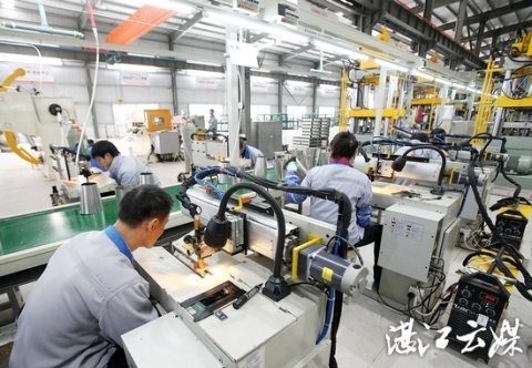 佛山顺德（廉江）产业园区以小家电为主导产业。记者 李波 摄