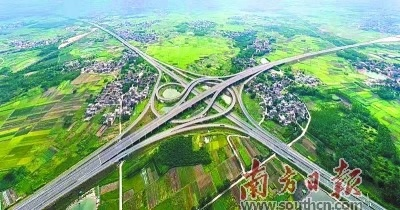 环北部湾县域交通枢纽魅力绽放。 环北部湾县域交通枢纽魅力绽放。
