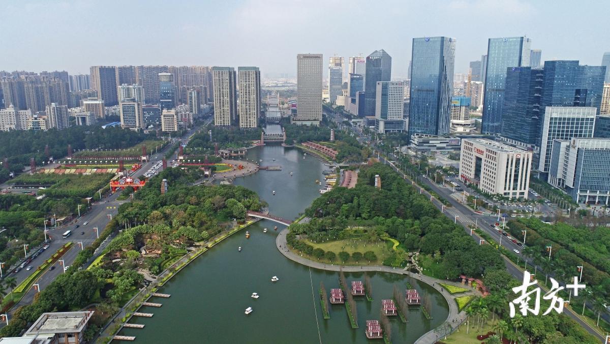 南海中心城区桂城城市图。戴嘉信 摄
