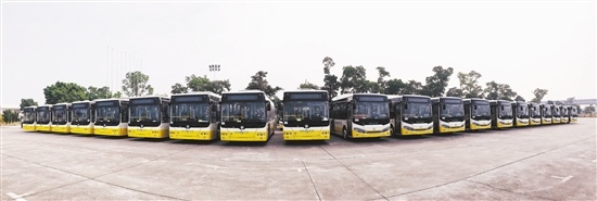 新会今年计划购置的147辆新纯电动公交车将于本月陆续登场。 新会今年计划购置的147辆新纯电动公交车将于本月陆续登场。