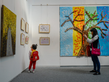 看展｜自闭症儿童画展：艺术点亮共融，走进星星的世界