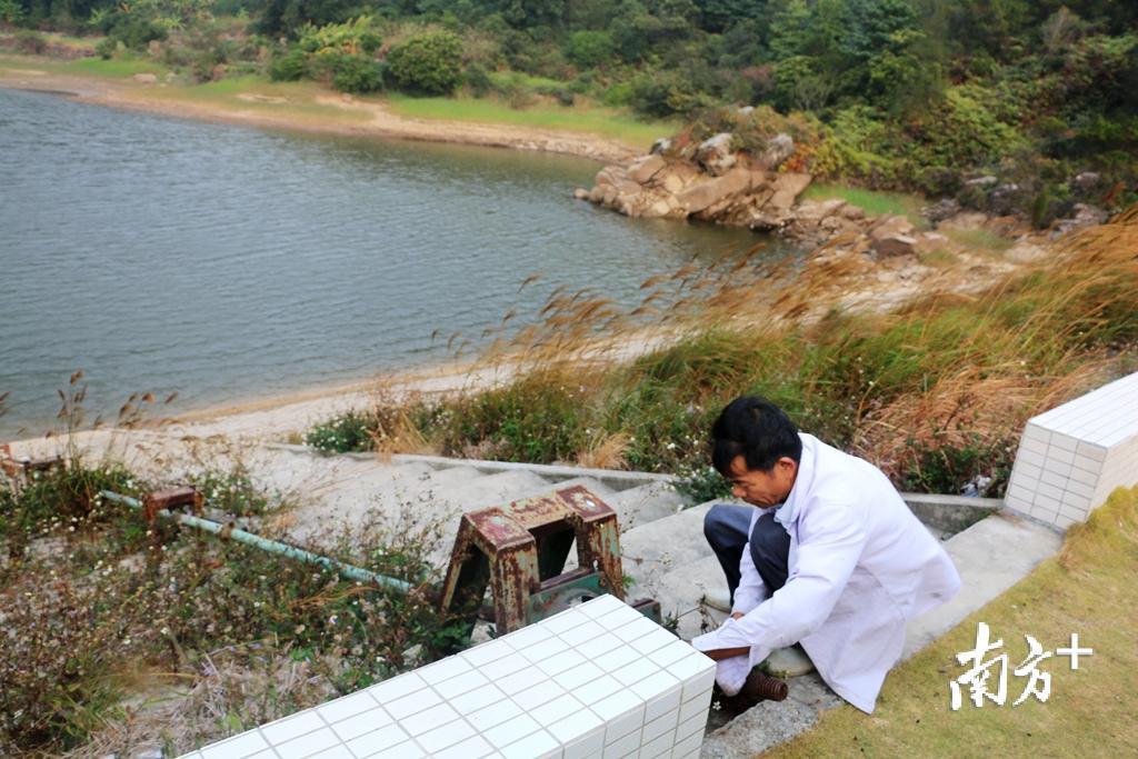 南澳县淡水资源贫乏，山塘、蓄水池及挡水陂头等常用的水源工程对全县的农业灌溉起着极为重要的作用。