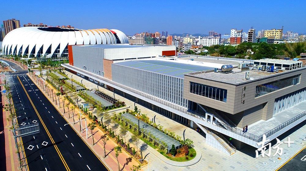 五华县奥林匹克体育文化旅游区全面完工。