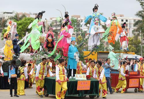 2019年斗门巡游飘色（资料图片）。