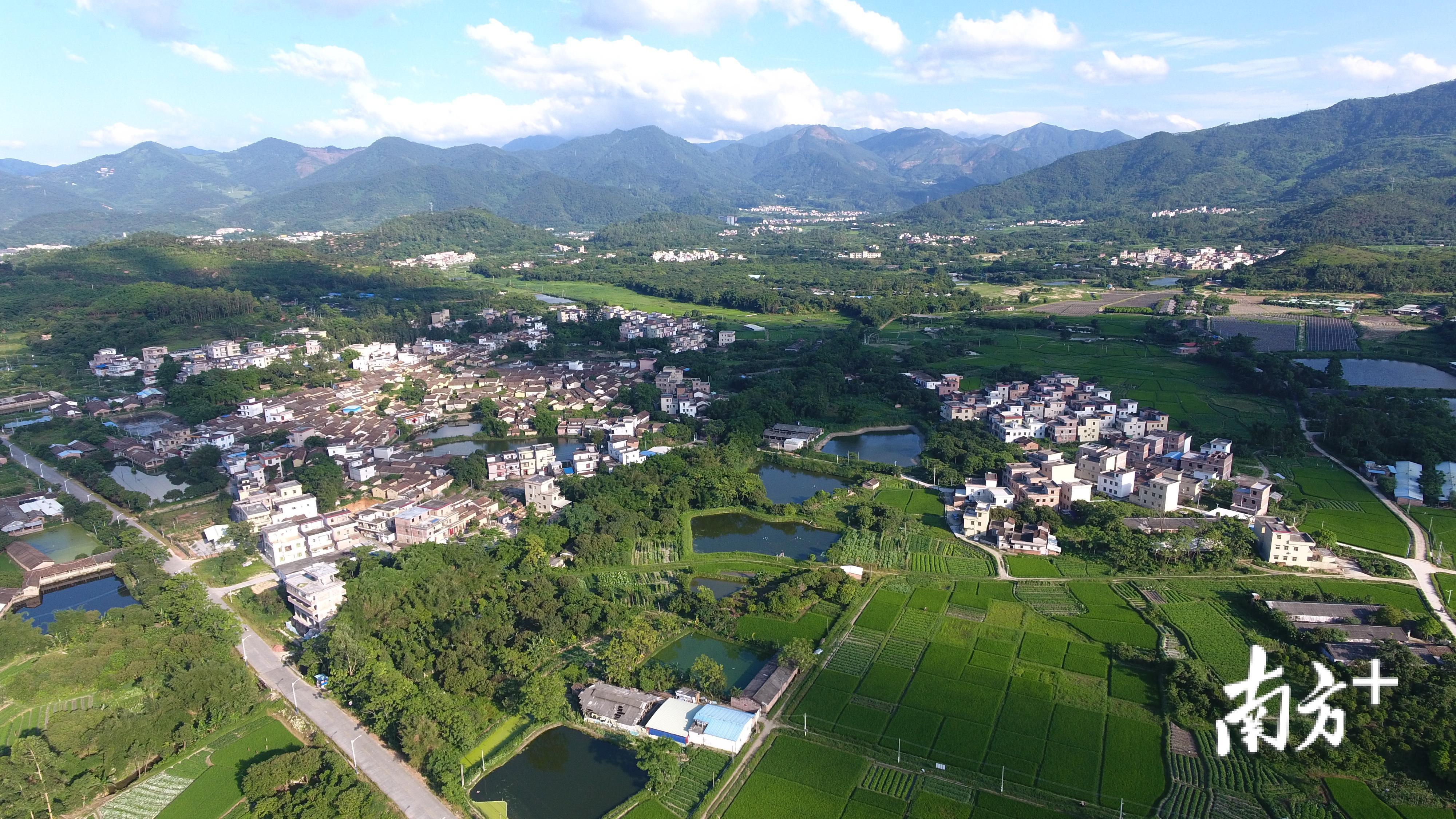 六祖镇pk里洞镇一个禅意一个写意新兴两大旅游镇对垒你为谁打call