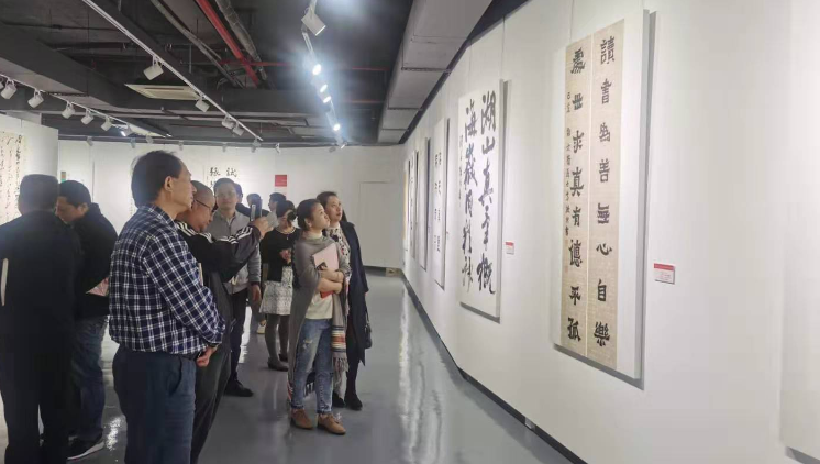 视频 | 当“笔尖”遇上“刀尖”，2019深圳书法篆刻年度展开幕