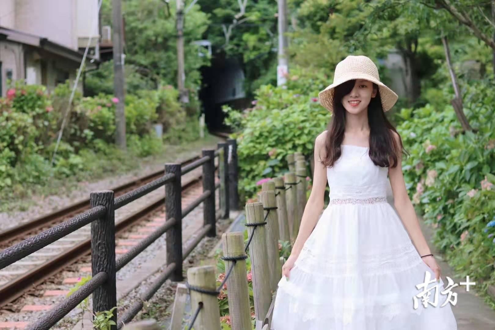 陈晓婷网络社交平台展示的旅行照。