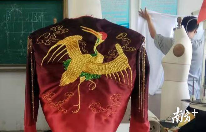 学生设计作品(局部)。 学生设计作品(局部)。