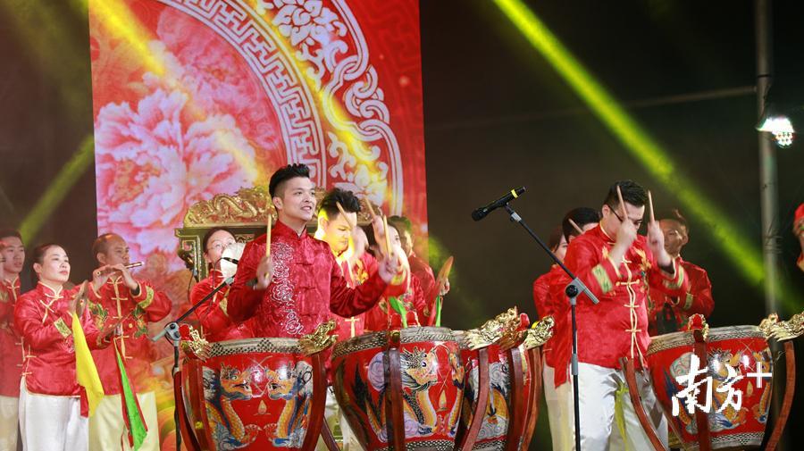 潮州大锣鼓《欢庆》 潮州大锣鼓《欢庆》