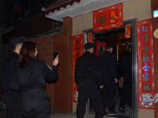 高州法院 “执行110”入夜出击抓“老赖”，历时2年多执行案件执结