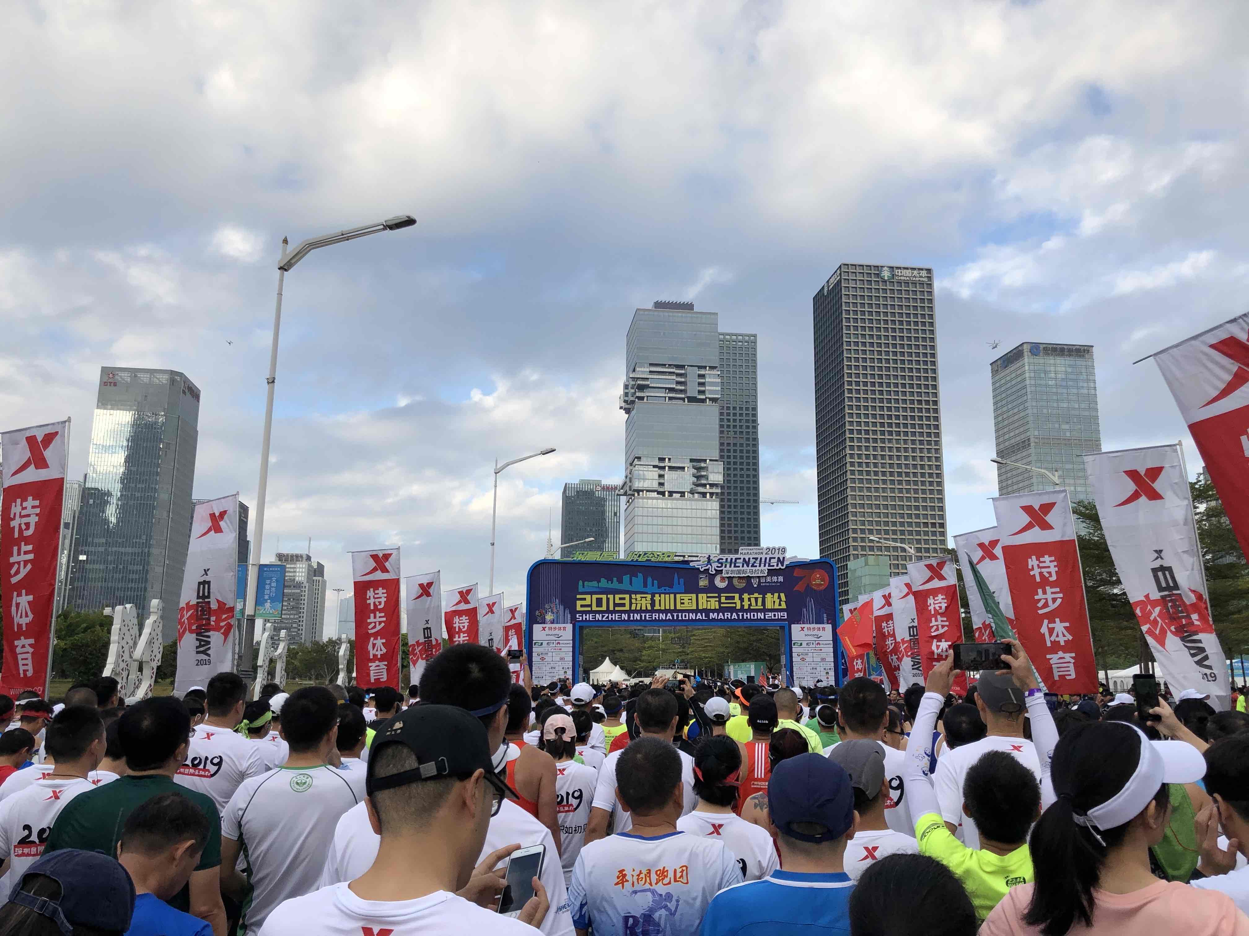 深马现场。摄影 李荣华 深马现场。摄影 李荣华