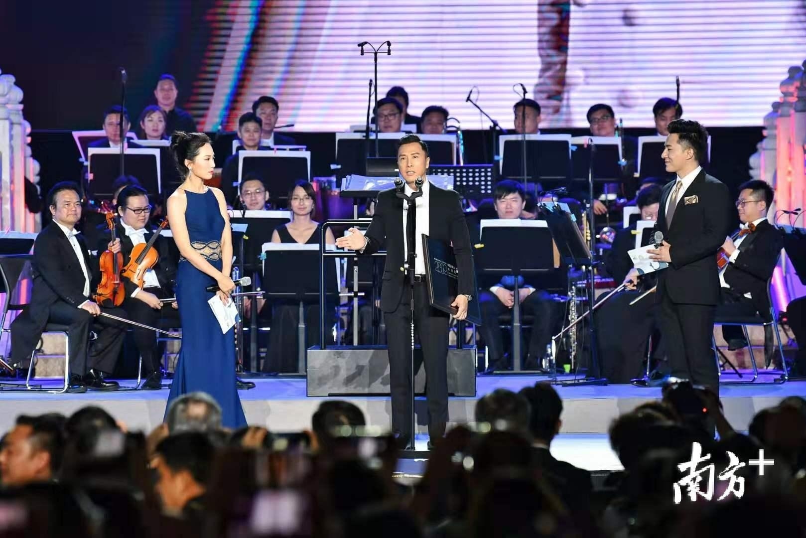 12月17日，2019中国（佛山）大湾区功夫电影周正式开幕，甄子丹成为该电影周形象大使。戴嘉信 摄