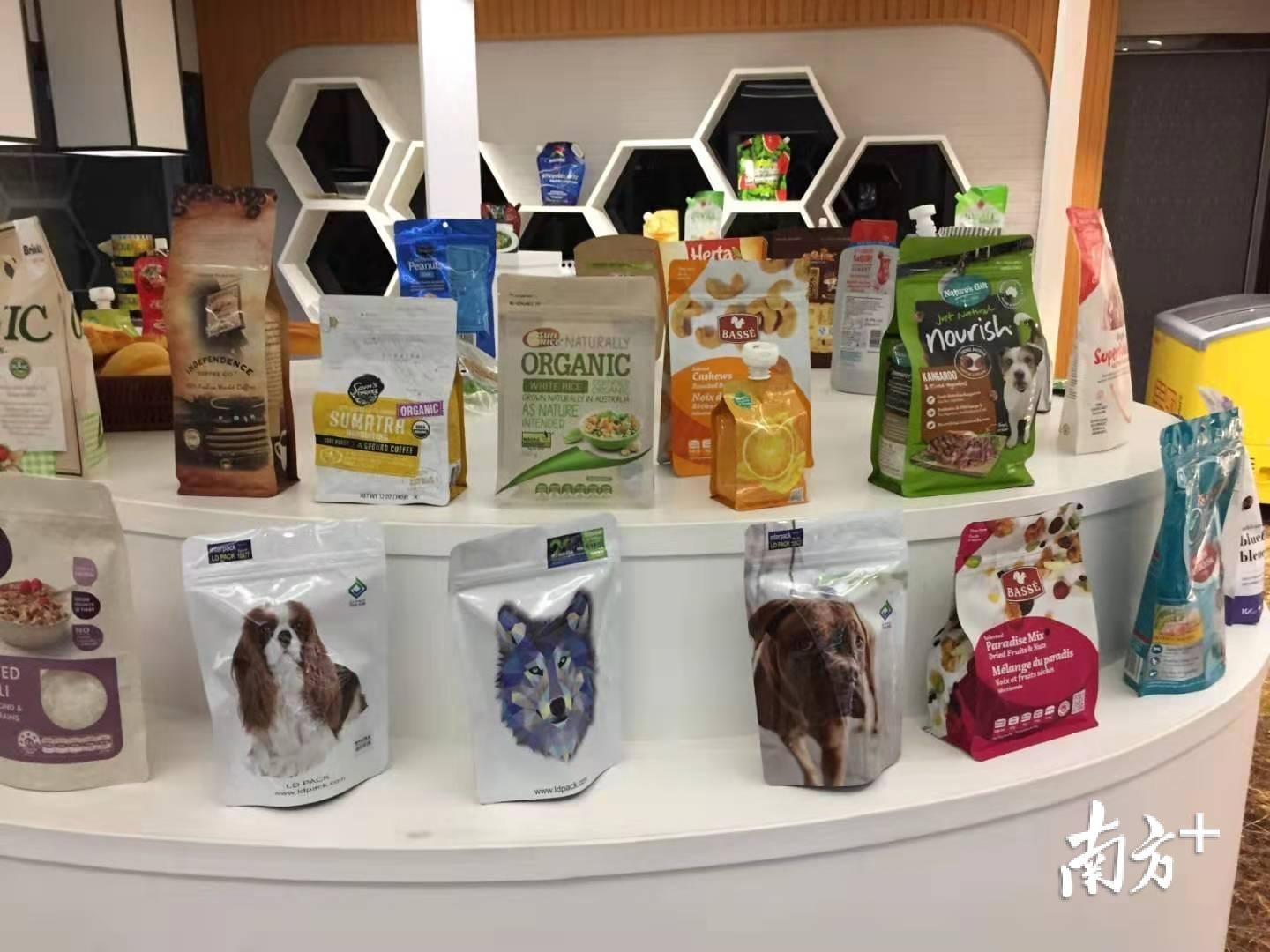 利达包装所产的各种各样的包装袋。企业供图 利达包装所产的各种各样的包装袋。企业供图