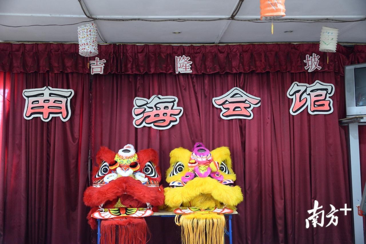 华人集聚，也为这座城市的经济增添了无穷的活力。戴嘉信 摄