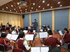 12年一贯制育人体系如何开展？莞外200多节校本课程给出了答案