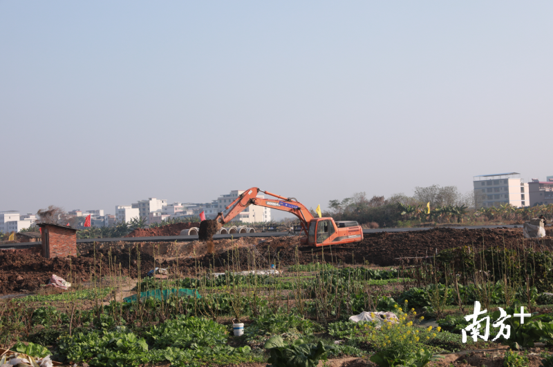 南雄市黎灿学校第二校区开工建设。