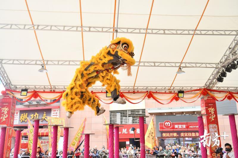 2020年“岭南文脉·品味禅城”第十一届佛山(禅城)年俗欢乐节之岭南狮王邀请赛现场。 2020年“岭南文脉·品味禅城”第十一届佛山(禅城)年俗欢乐节之岭南狮王邀请赛现场。