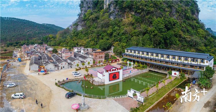 清远将全市8个县（市、区）作为脱贫攻坚的“主战场”，85个乡镇作为“主阵地”，确保攻坚目标更精准。图为清新区浸潭镇下迳村。 记者 曾亮超 摄