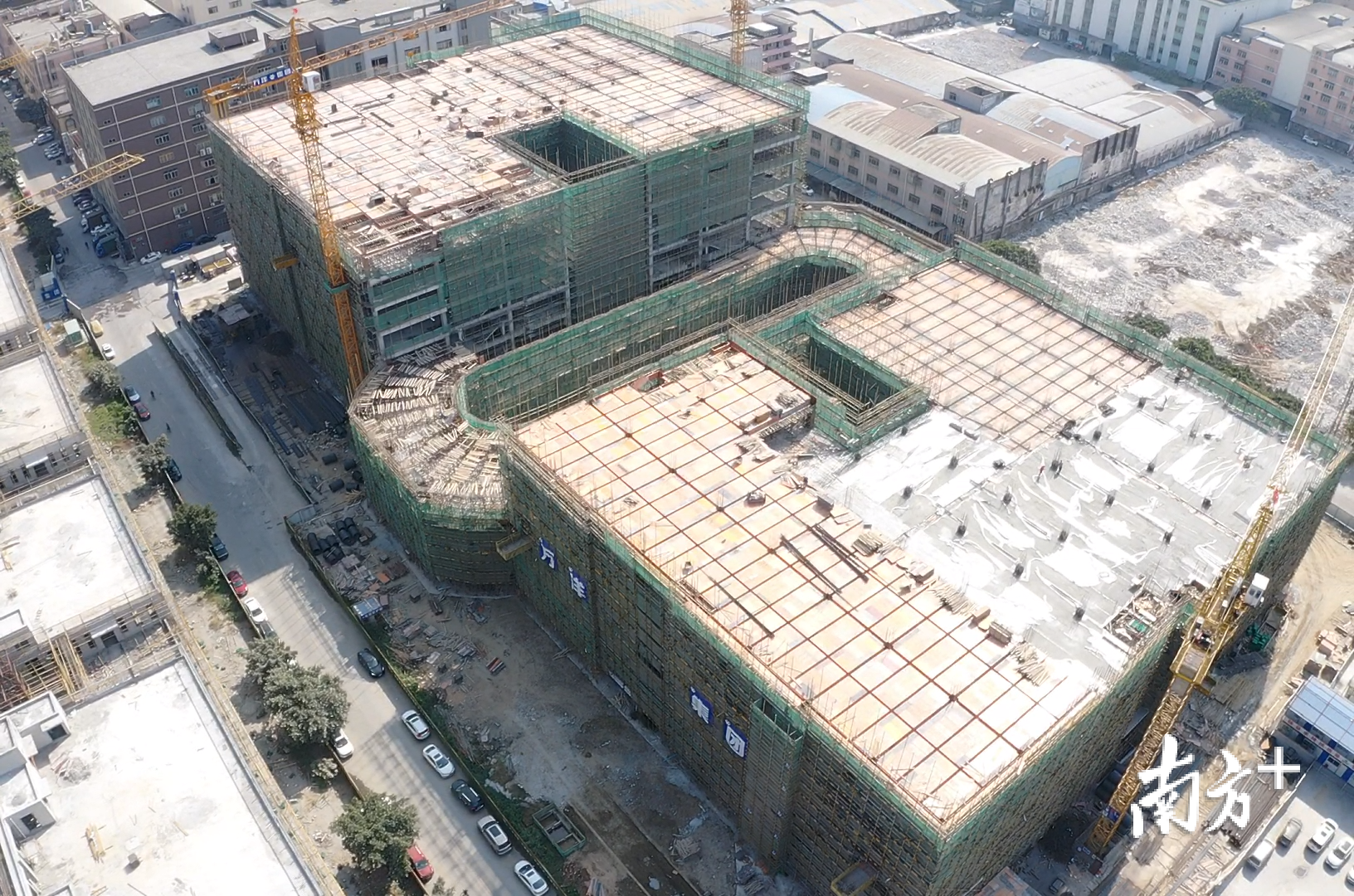 顺德通过村级工业园改造加快建设现代制造产业园。图为佛山（顺德）万洋众创城项目。受访者供图