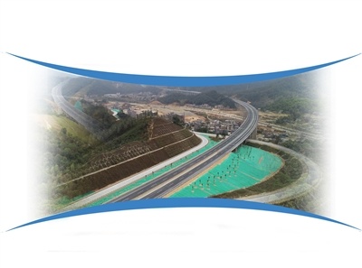 河惠莞高速公路龙紫段元旦正式通车，紫金“交通融湾”全面提速，紫金全域全面“融湾”驶入快车道。河源日报记者 杨坚 摄