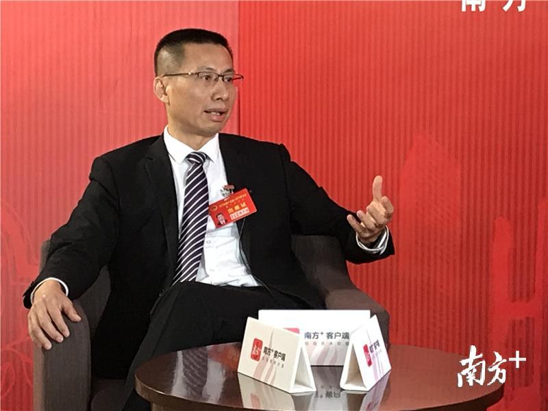 两会面对面台山市市长谢少谋今年建成288个干净整洁村