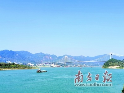 云浮利用紧邻粤港澳大湾区的独特区位,推动经济社会高质量发展。伍延显 摄 云浮利用紧邻粤港澳大湾区的独特区位,推动经济社会高质量发展。伍延显 摄