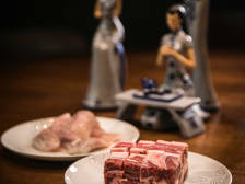 跟大厨学做年夜菜︱学会这一招，鱼羊“天鲜配”