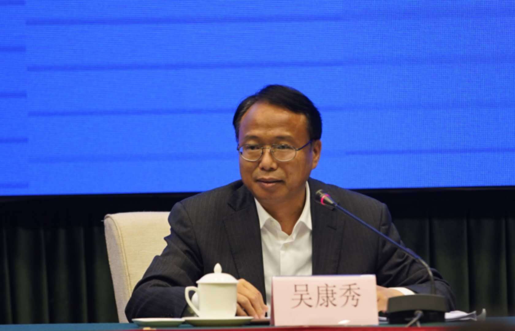 徐闻县长:帮助湖北旅客的出发点很朴实,也很简单